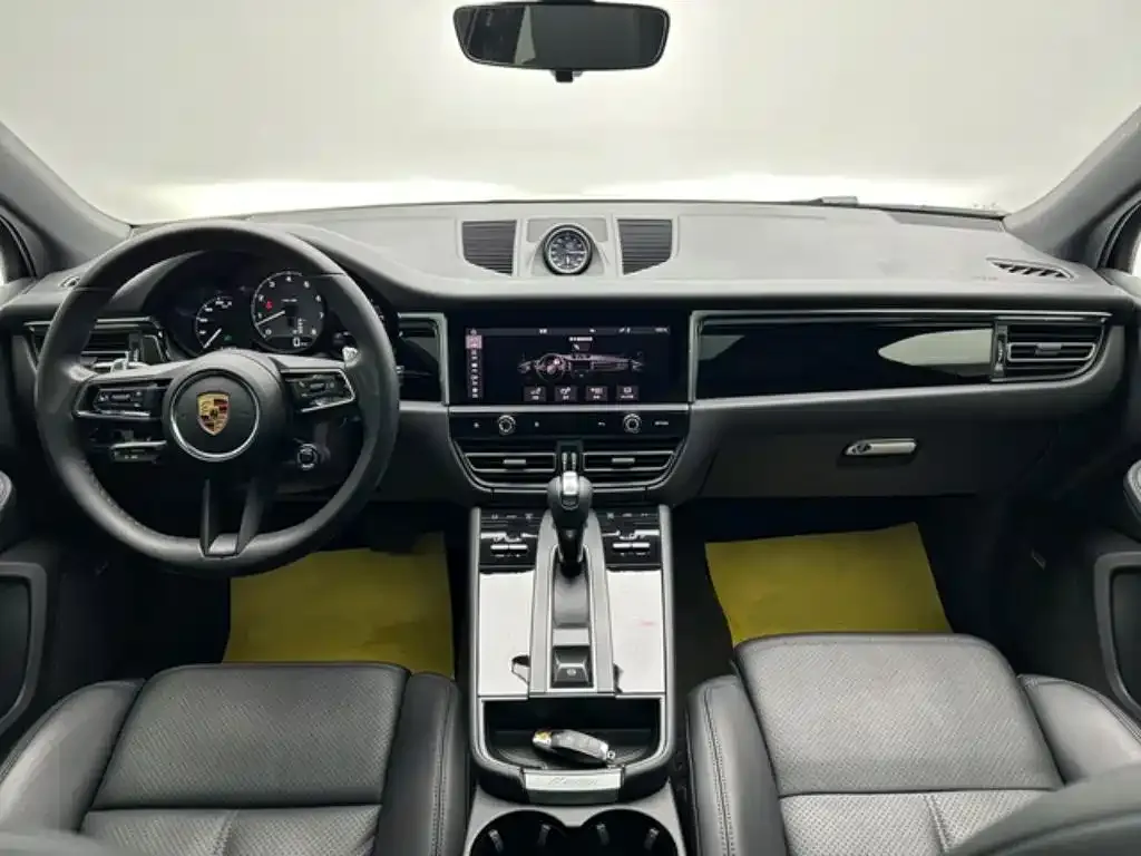 Porsche Macan — фото 10