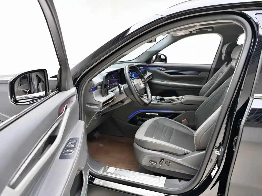 Ford Edge — фото 9