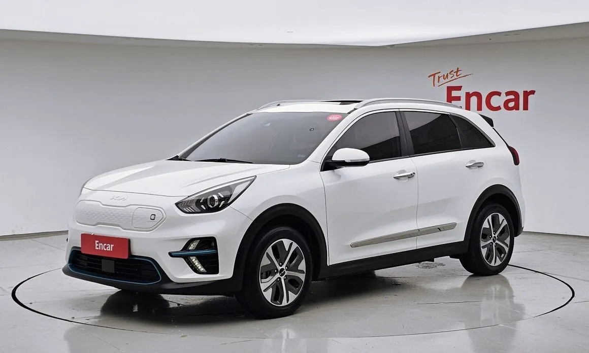 Kia Niro — фото 1