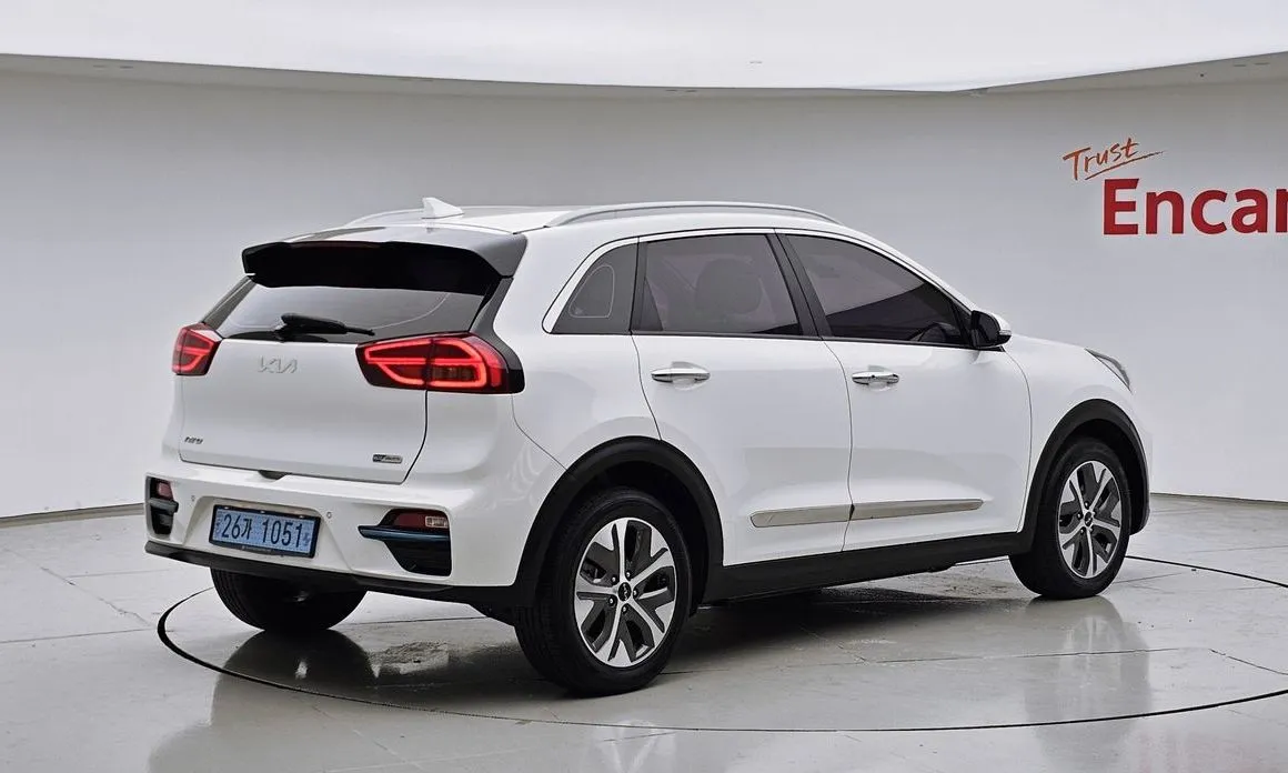 Kia Niro — фото 6