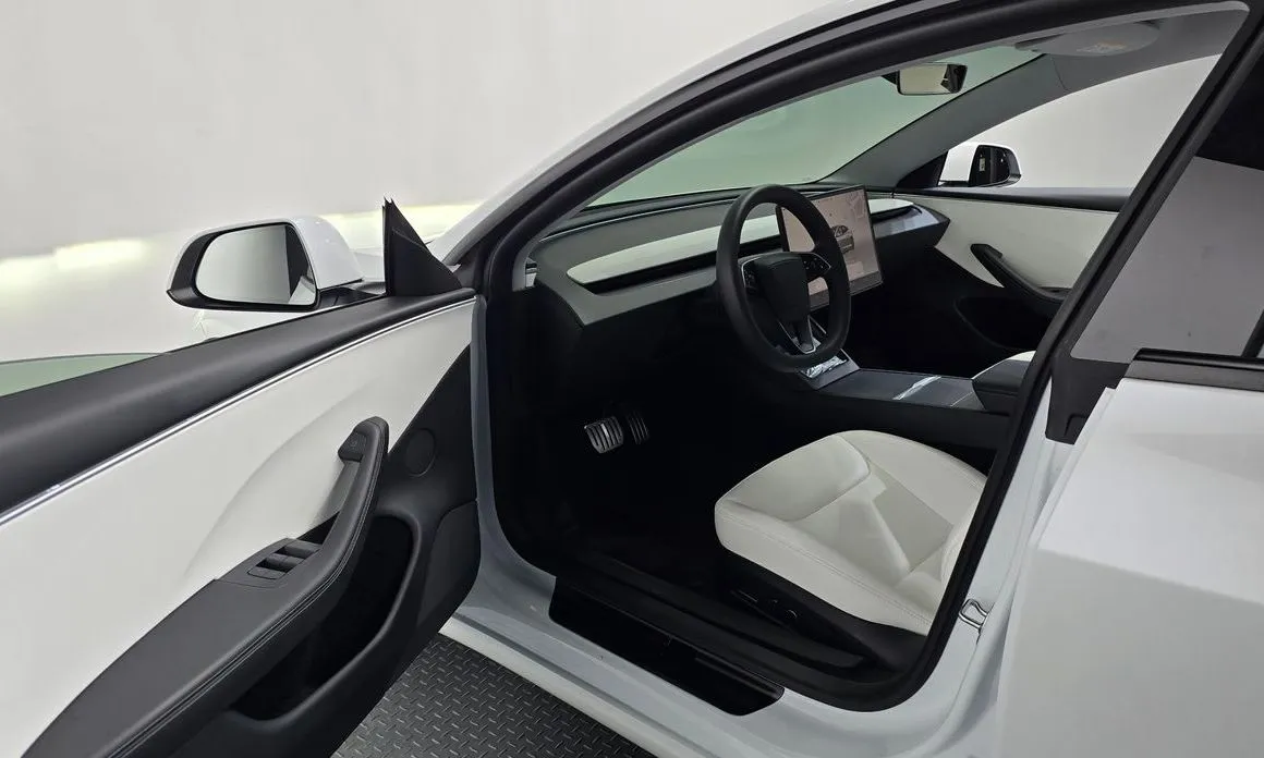 Tesla Model 3 — фото 6