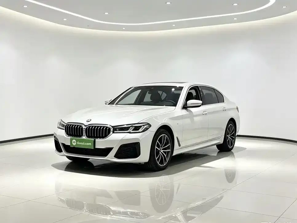 BMW 5 Series — фото 2