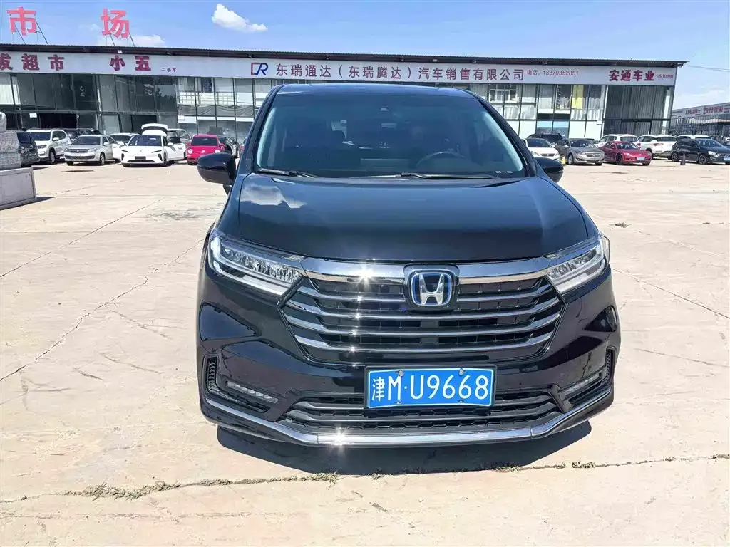 Honda Odyssey — фото 10