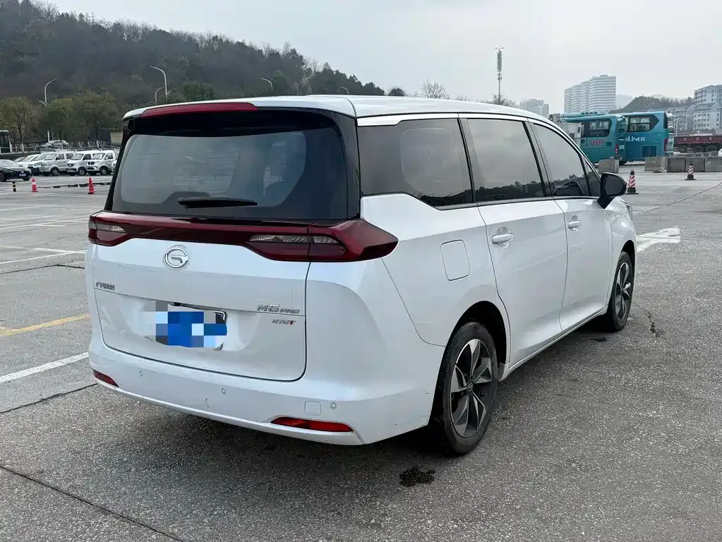 GAC Motor Trumpchi M6 — фото 8