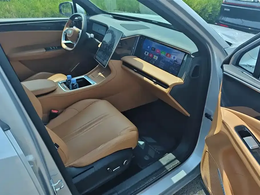 Geely Galaxy L7 — фото 10