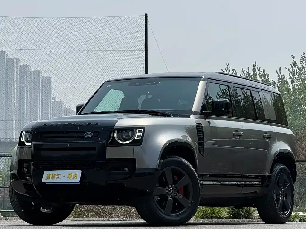 Land Rover Defender — фото 6