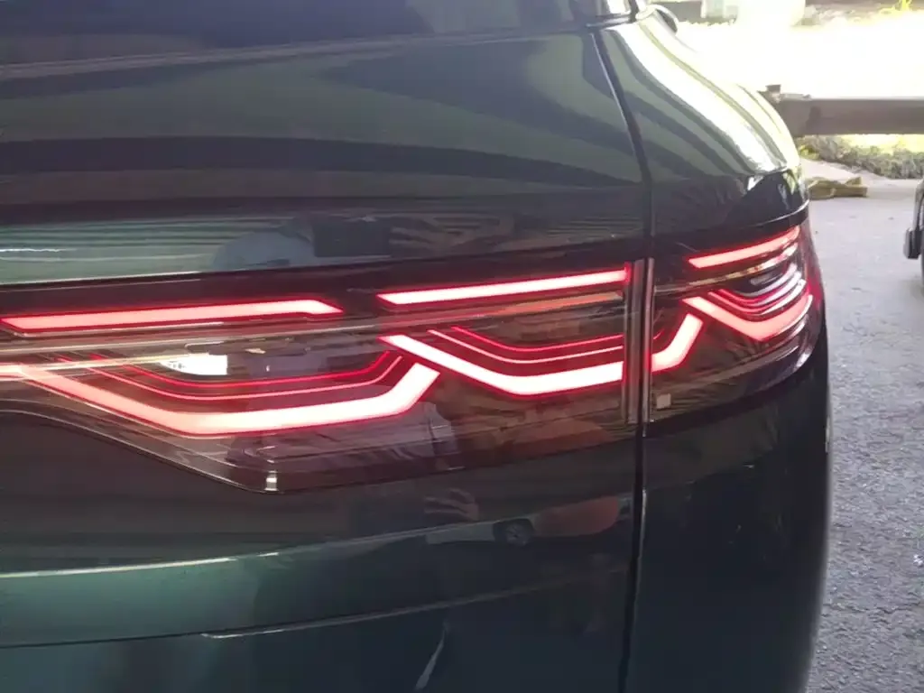 BYD L DM-i — фото 2