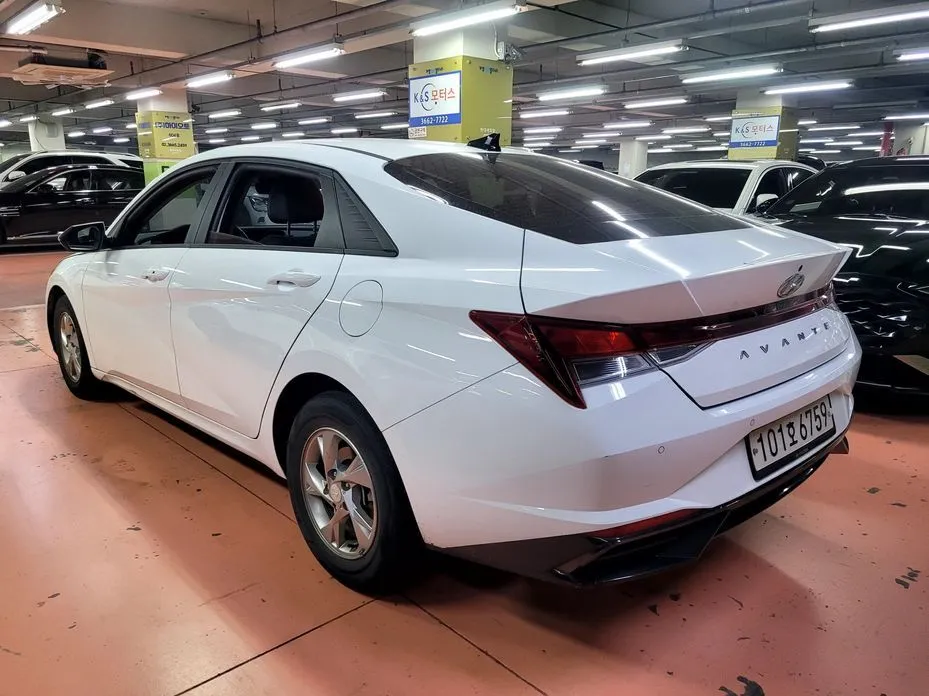 Hyundai AVANTE — фото 9