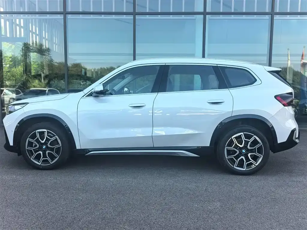 BMW X1 — фото 6