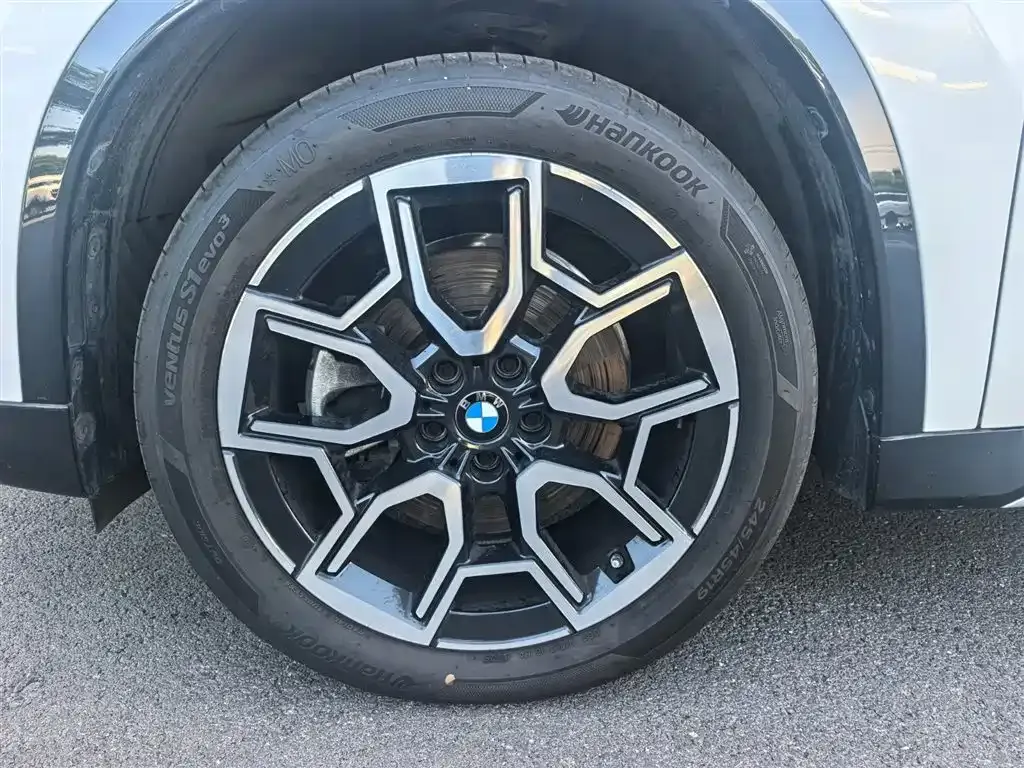 BMW X1 — фото 10
