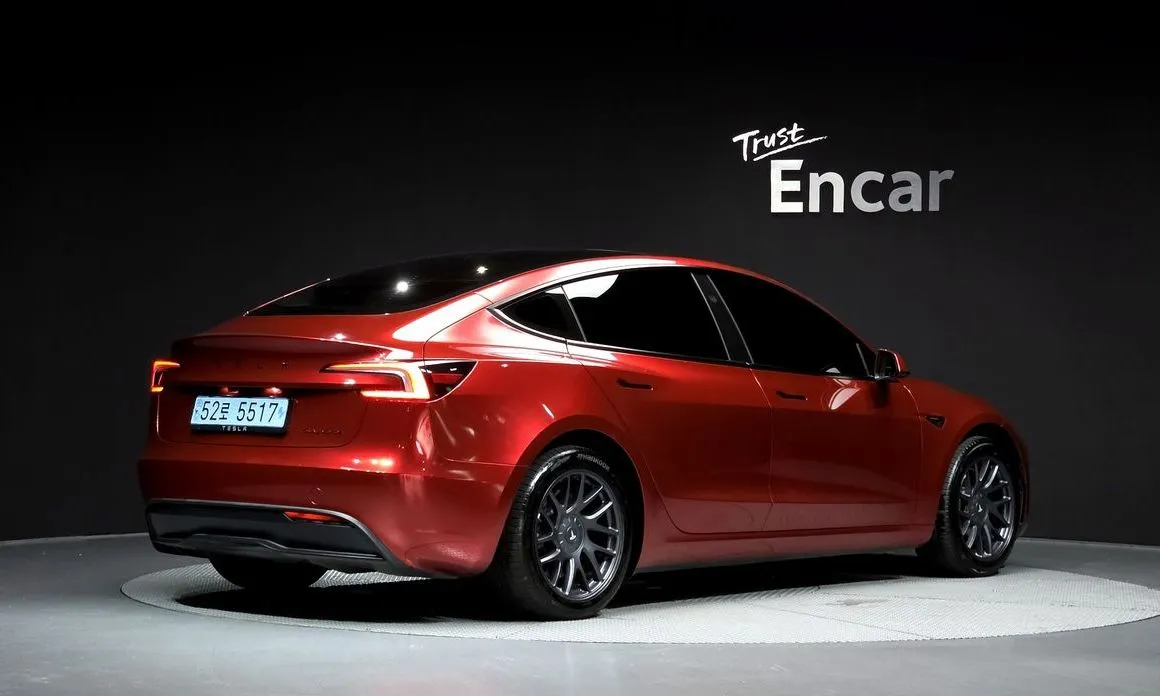 Tesla Model 3 — фото 3