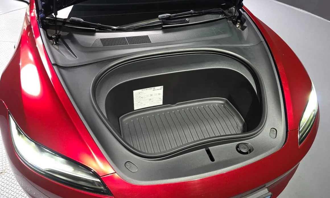 Tesla Model 3 — фото 10
