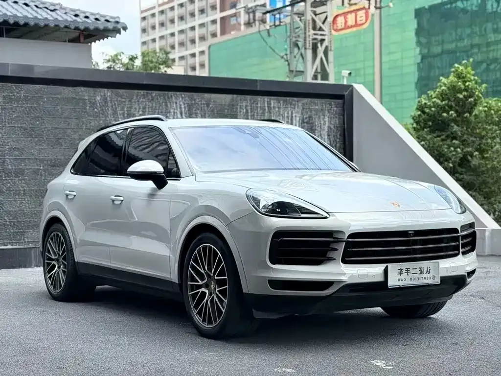 Porsche Cayenne — фото 4