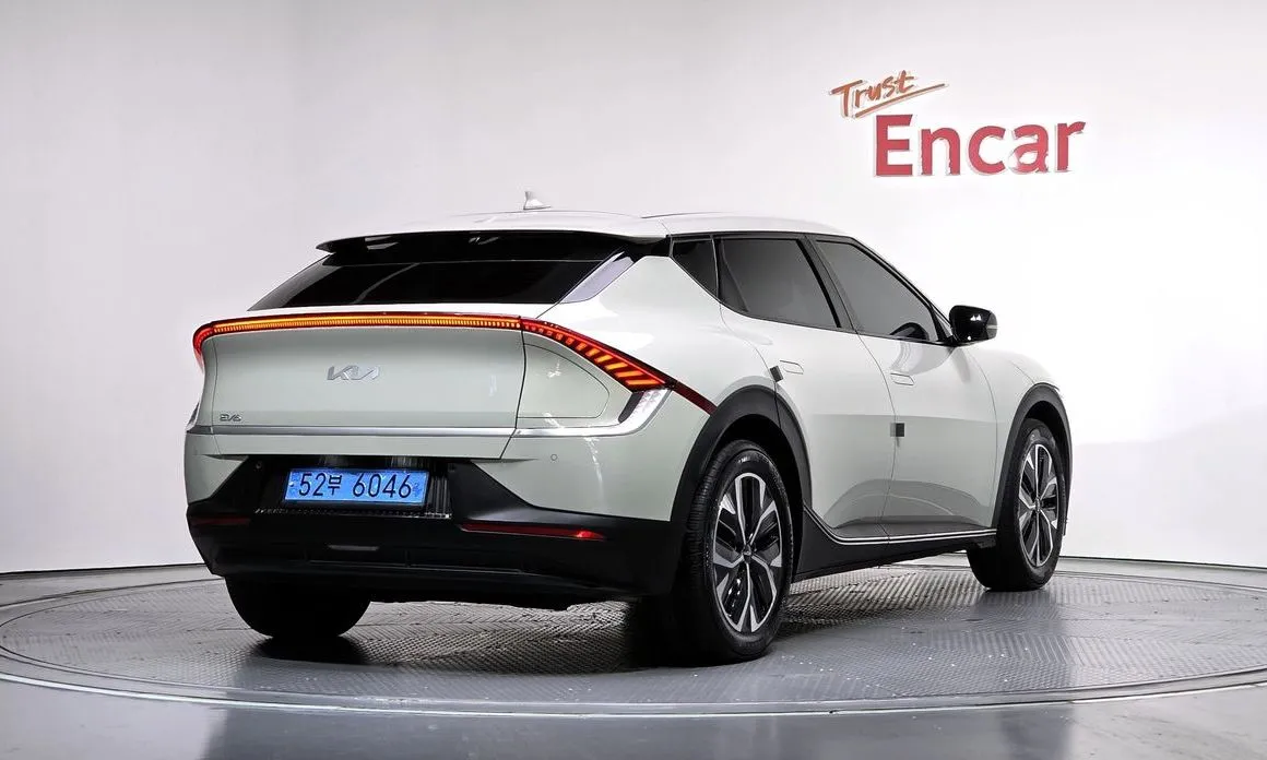 Kia EV6 — фото 10