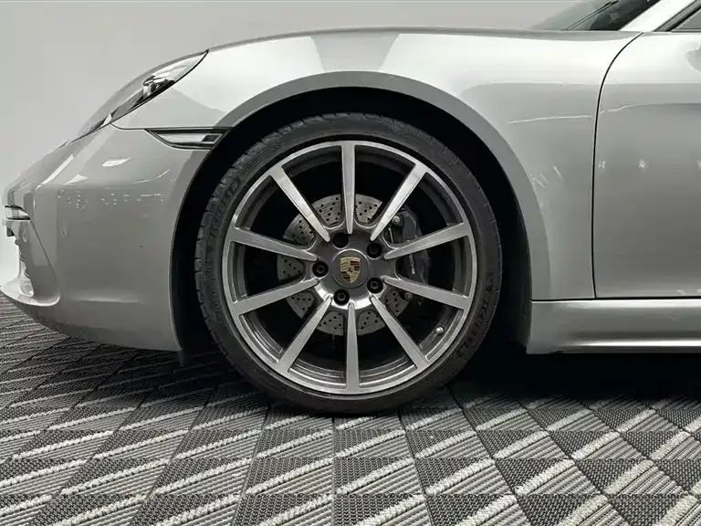 Porsche 718 — фото 6