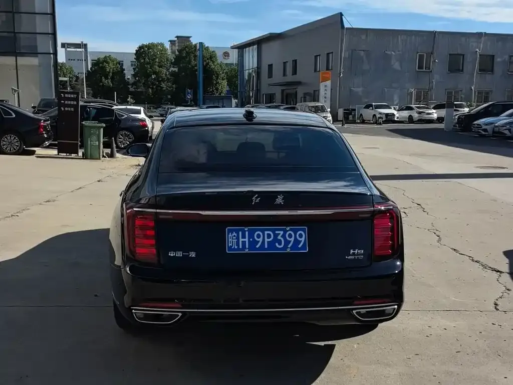 Hongqi H9 — фото 3