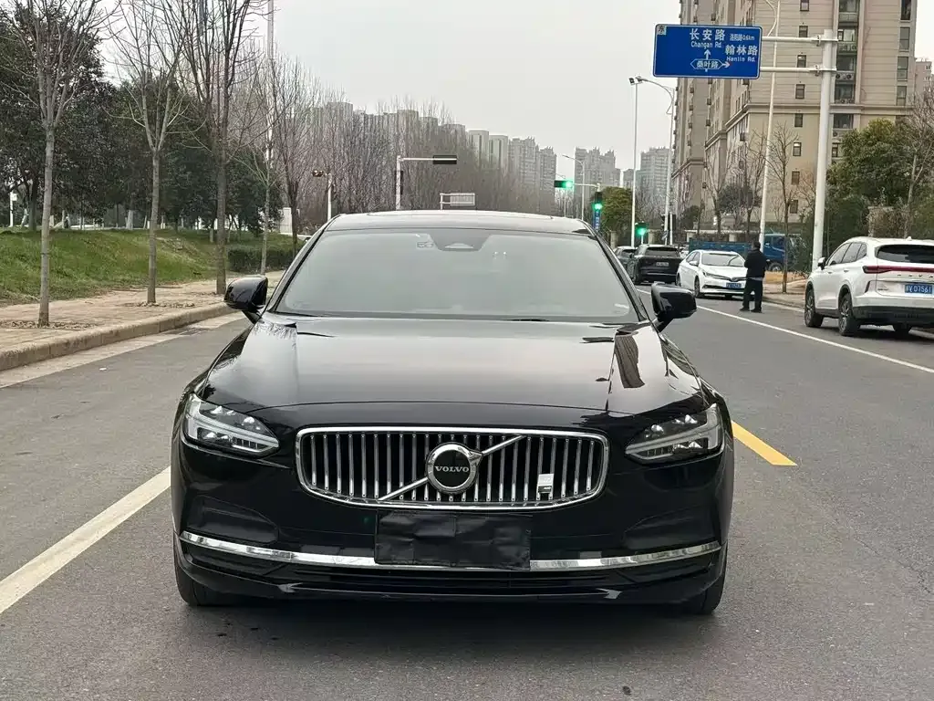 Volvo S90 — фото 7