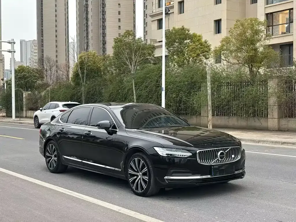Volvo S90 — фото 6