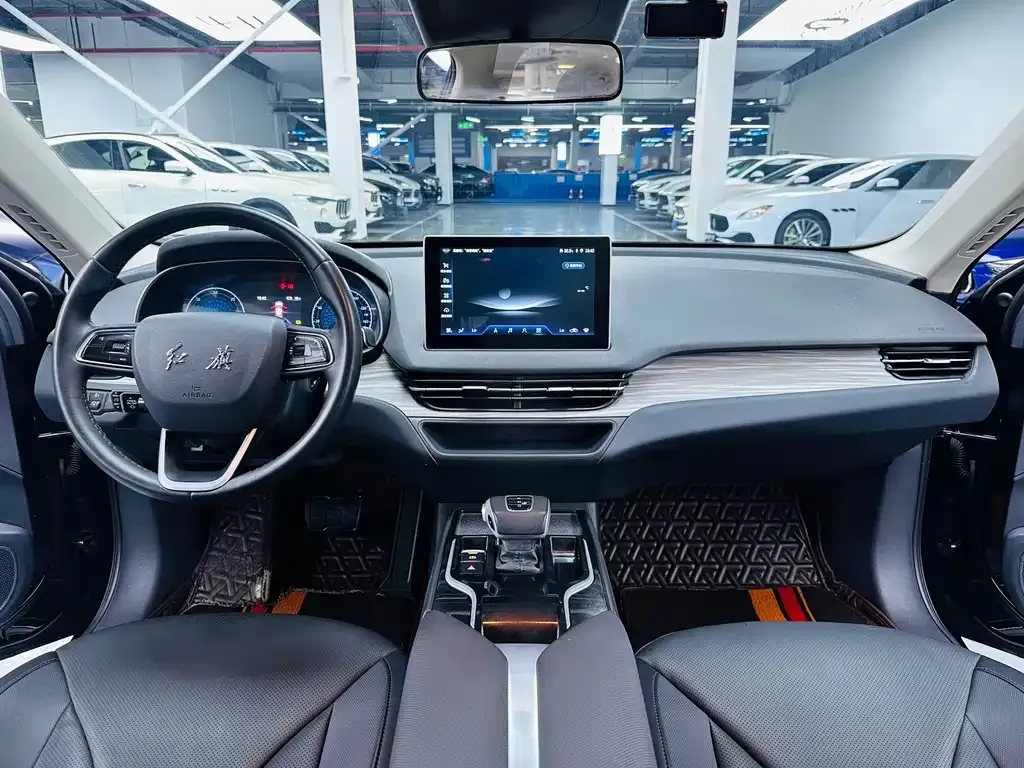 Hongqi E-QM5 — фото 9