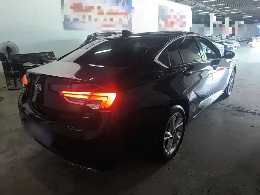 Buick Regal — фото 8