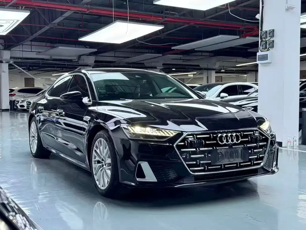 Audi A7L — фото 10