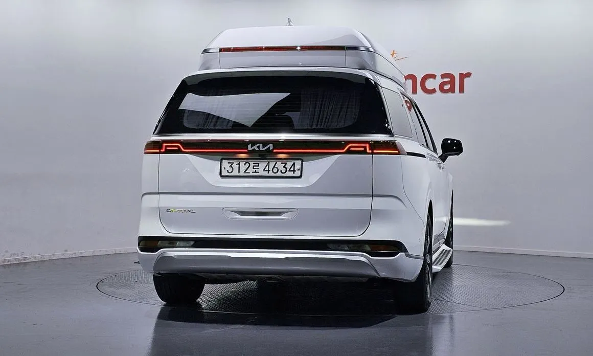 Kia Carnival — фото 4