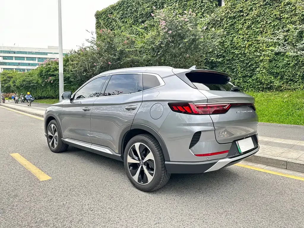 BYD PLUS New Energy — фото 6
