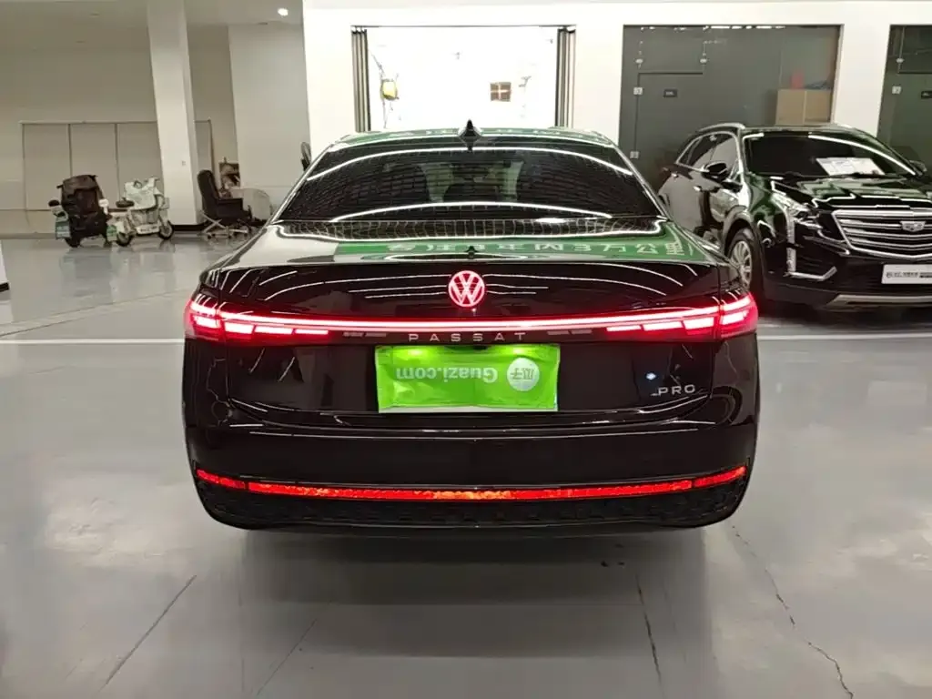 Volkswagen Passat — фото 9