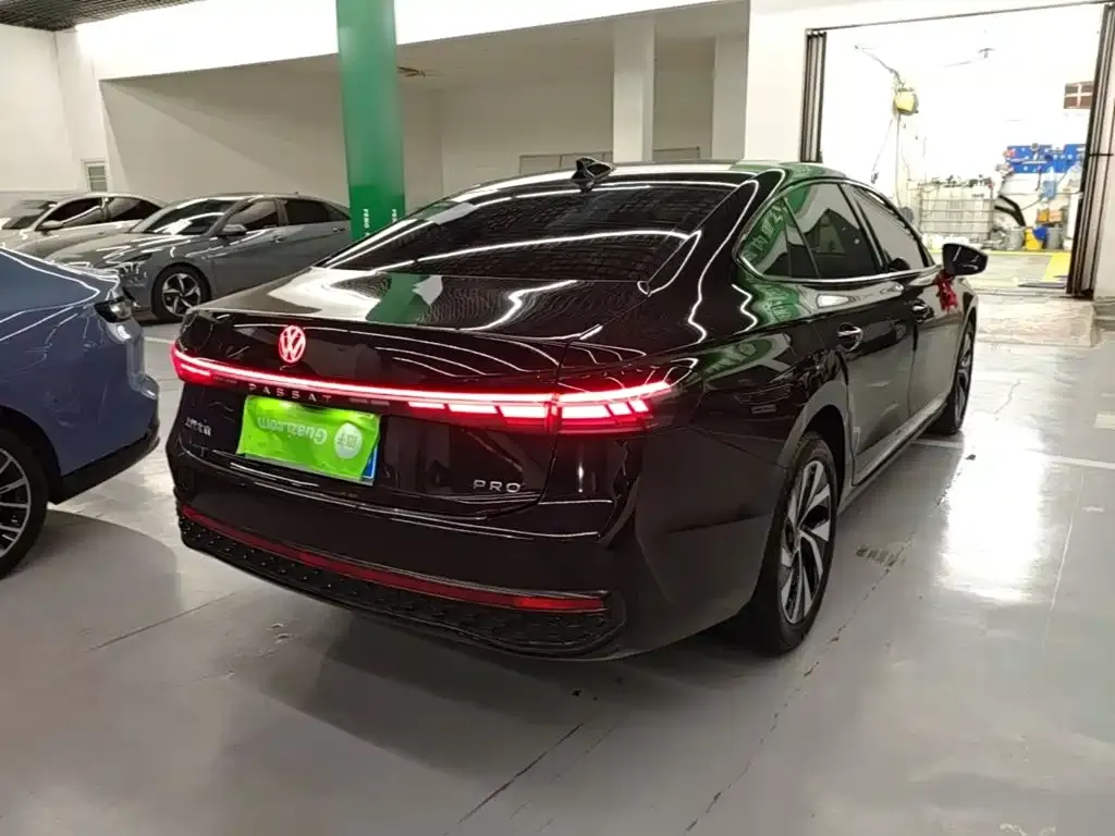 Volkswagen Passat — фото 3