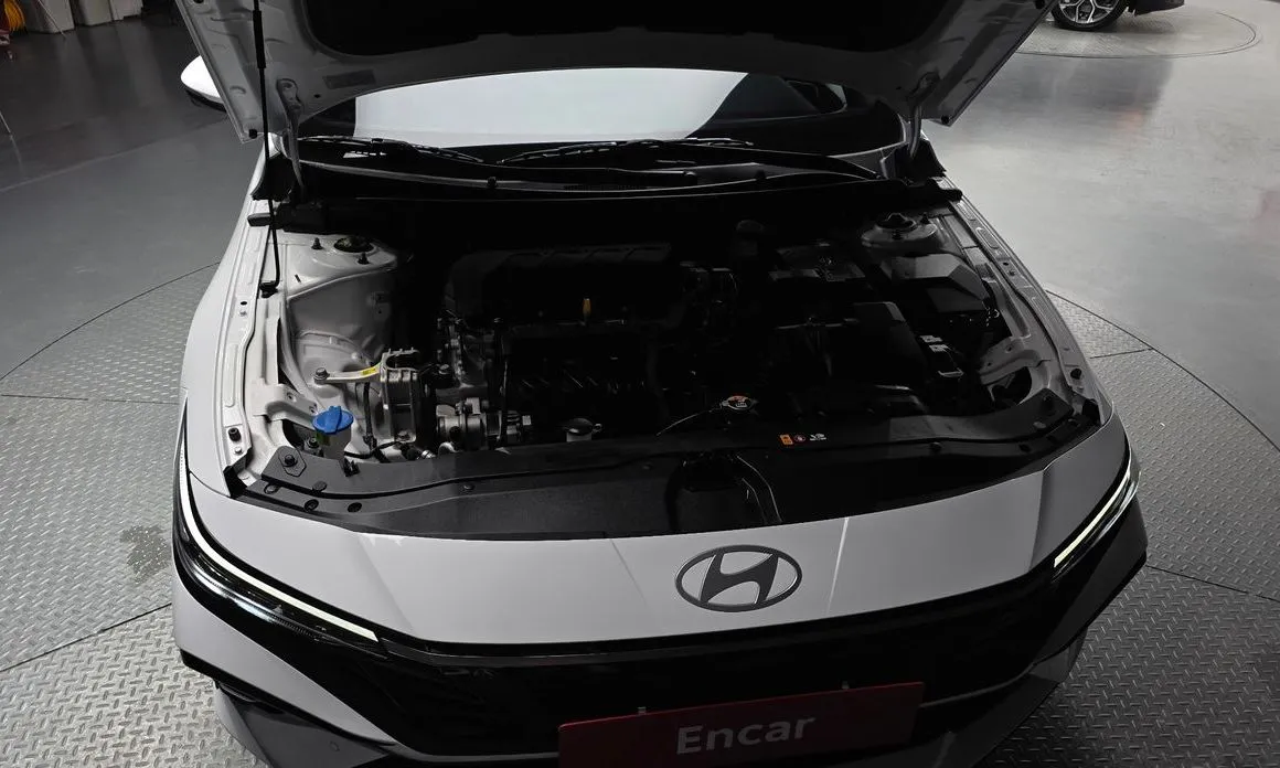 Hyundai AVANTE — фото 8