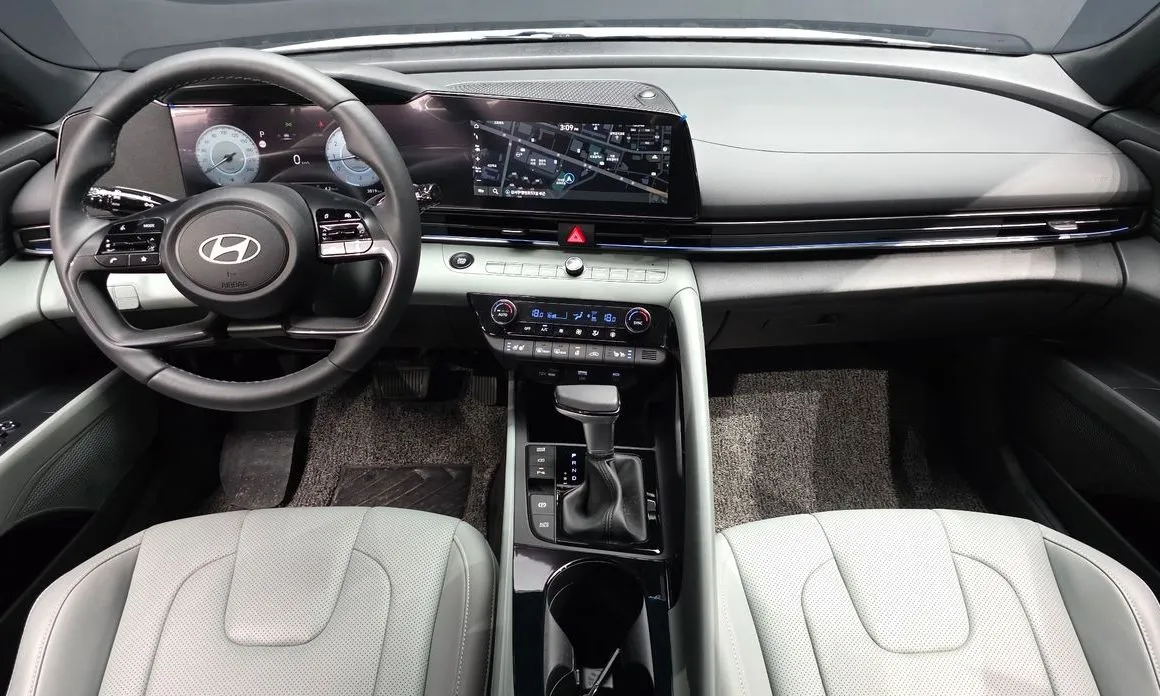 Hyundai AVANTE — фото 9