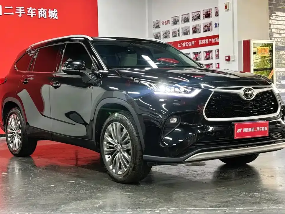Toyota Highlander — фото 7
