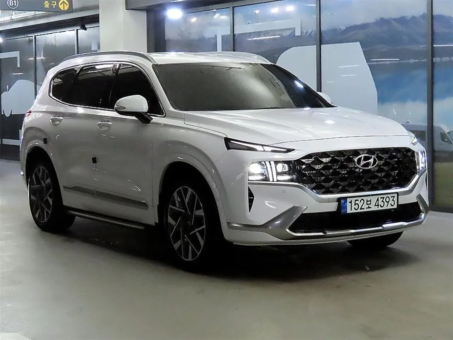 Hyundai Santafe — фото 1