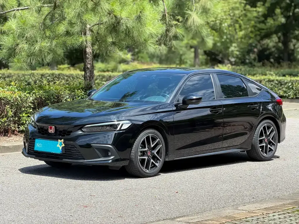 Honda Civic — фото 1