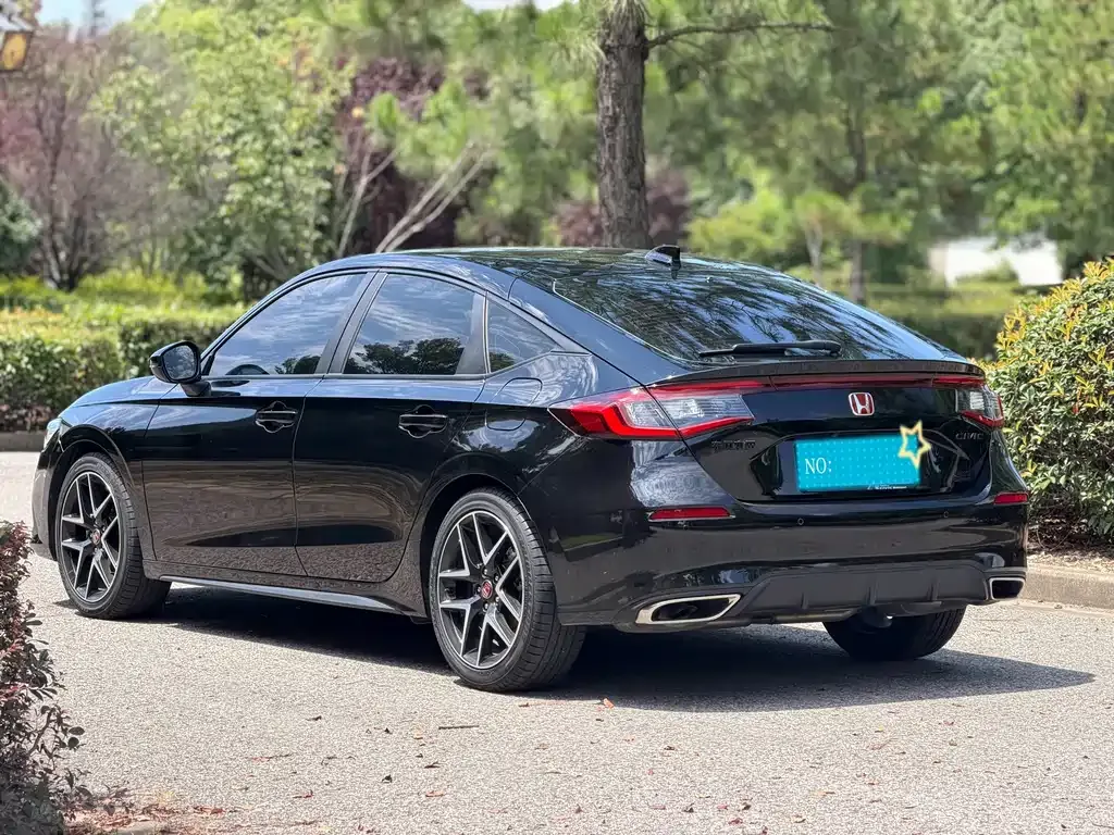 Honda Civic — фото 5