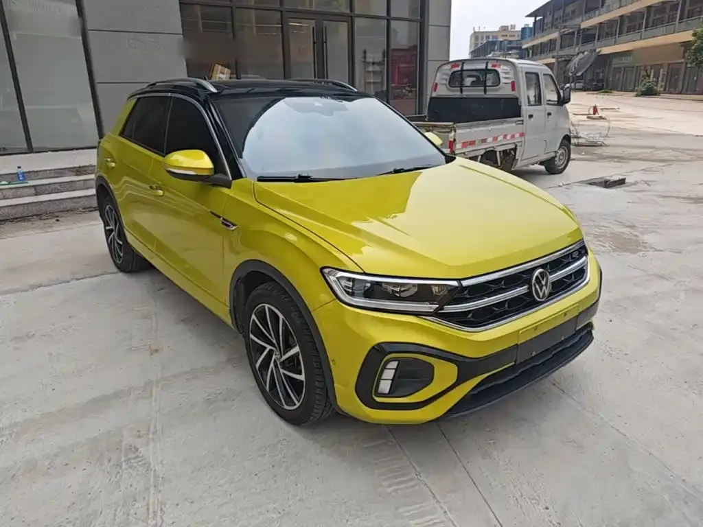 Volkswagen T-Roc — фото 6