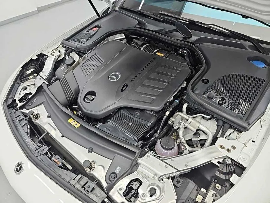 Mercedes-Benz CLS-Class — фото 10