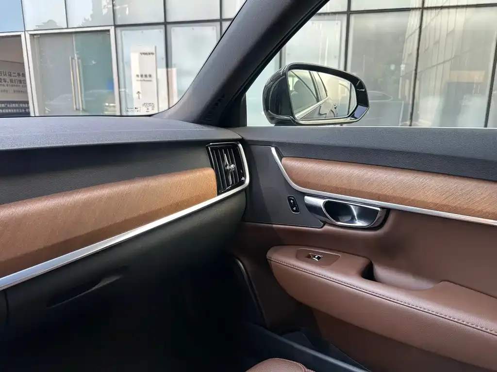 Volvo S90 — фото 4