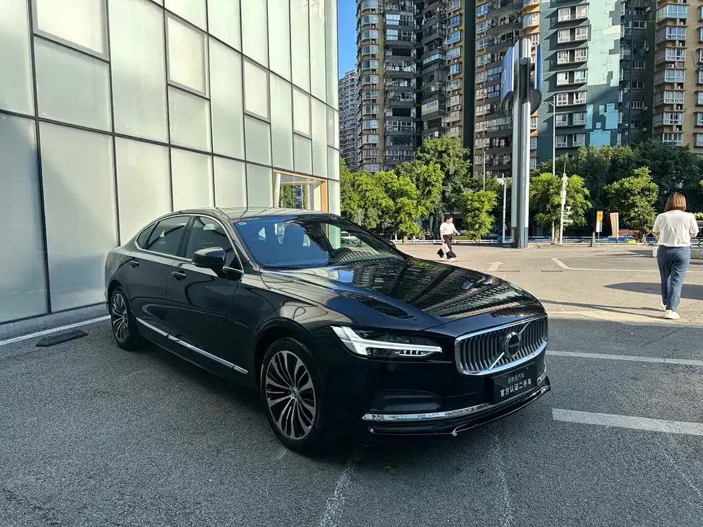 Volvo S90 — фото 9