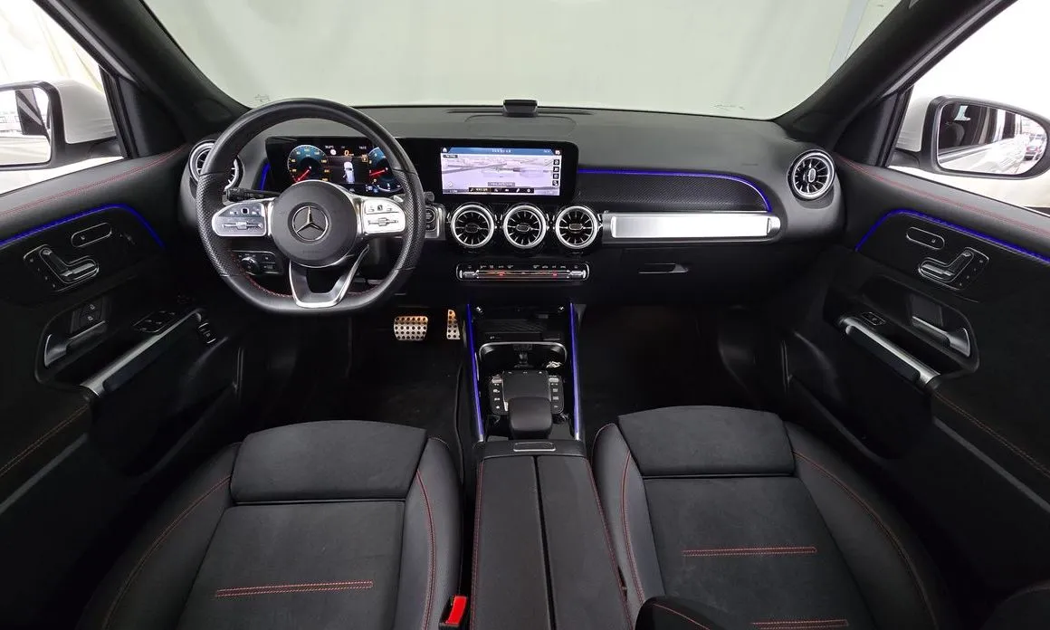 Mercedes-Benz GLB-Class — фото 10