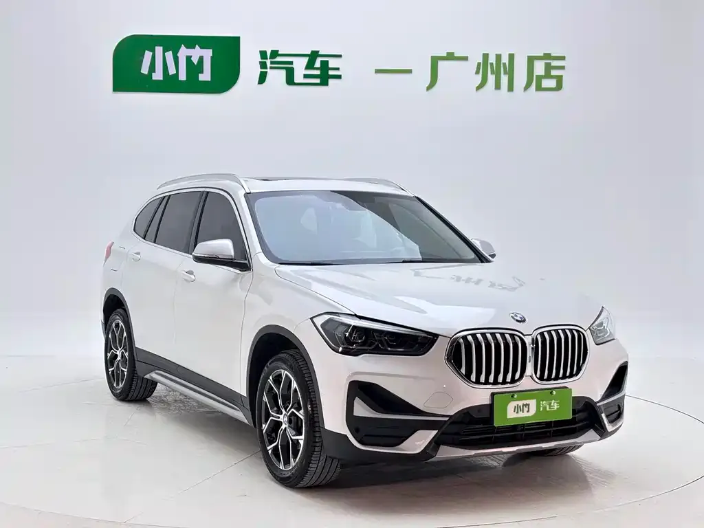 BMW X1 — фото 10