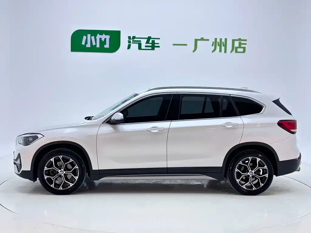 BMW X1 — фото 3