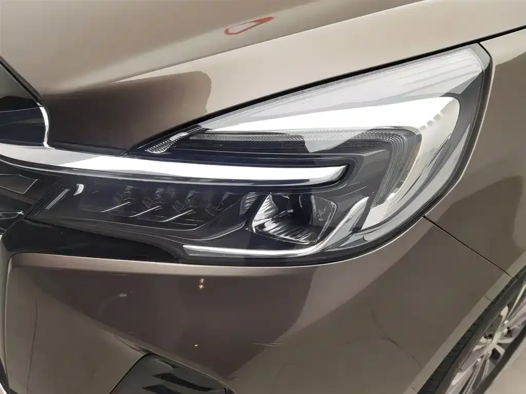 Buick GL8 2024 из CN, фото 6