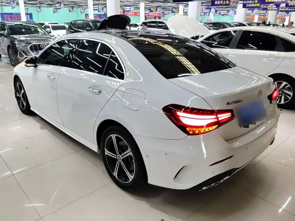 Mercedes-Benz A-Class — фото 10