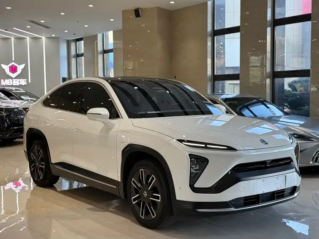 NIO EC6 — фото 8