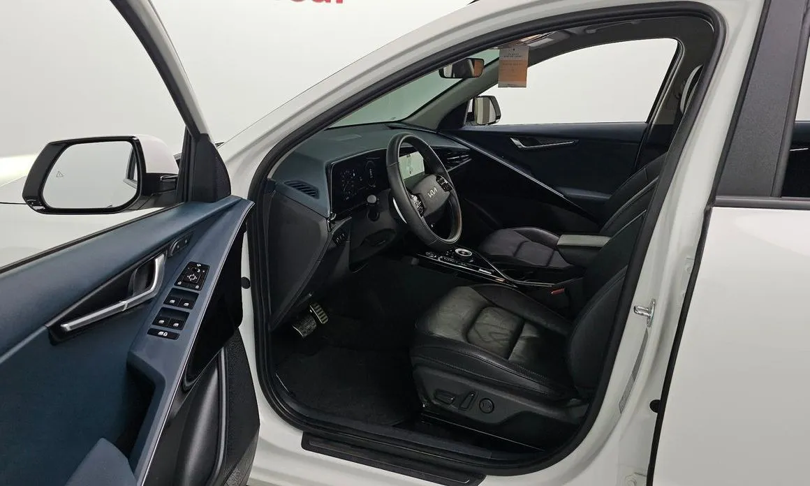 Kia Niro — фото 10