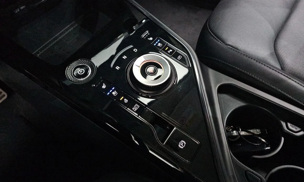 Kia Niro — фото 9