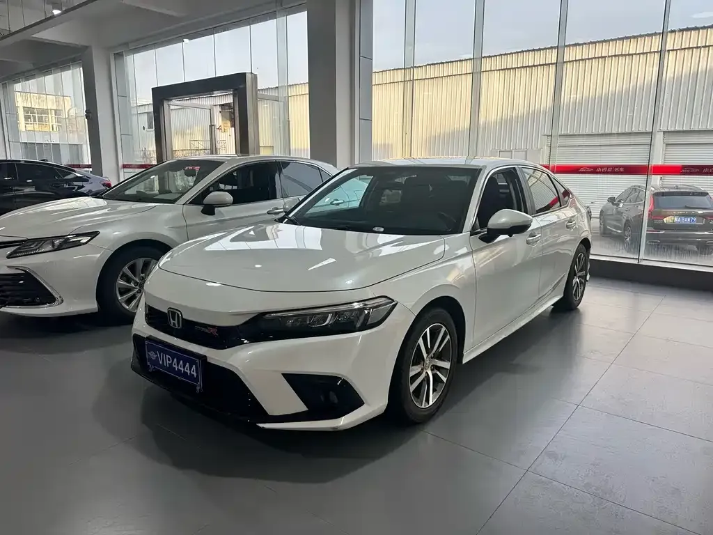 Honda Civic — фото 1