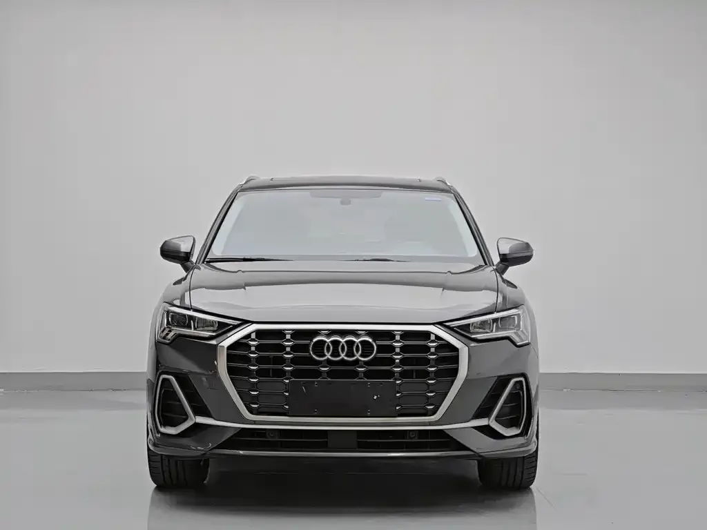 Audi Q3 — фото 7
