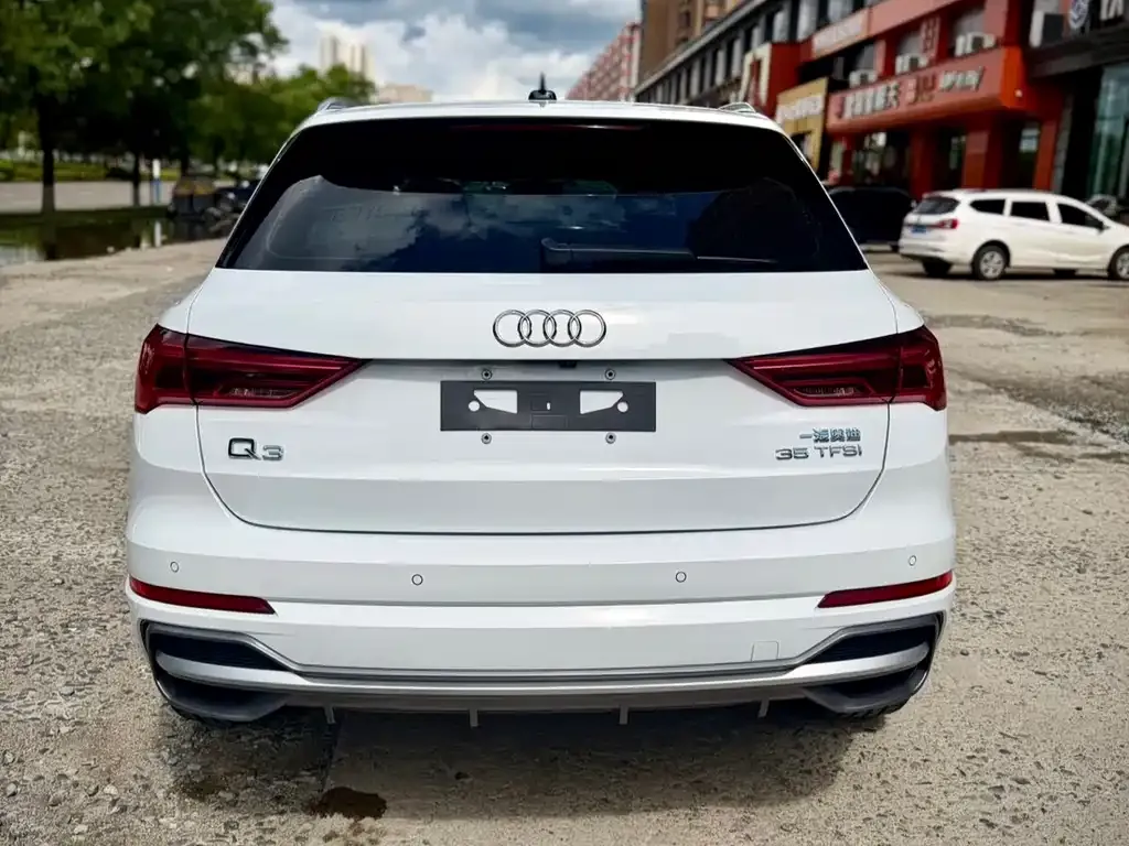 Audi Q3 — фото 2